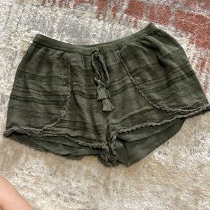 Green pattern shorts